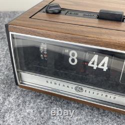 Horloge Flip Vintage GE General Electric 7-4420 Radio AM FM Rénovée