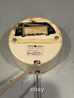 Horloge Polok Vintage General Electric Modèle 2012 Al Kwarziany Toutes les 8s