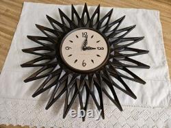 Horloge étoile en plastique brun General Electric moderne danois vintage Mcm