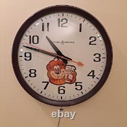 Horloge murale Vintage GE modèle 2012 A&W Rootbeer / Industrielle / Scolaire / Garage