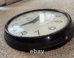 Horloge murale Vintage General Electric 17.5 2915 RED EYE Fabriquée aux États-Unis Testée Fonctionnelle