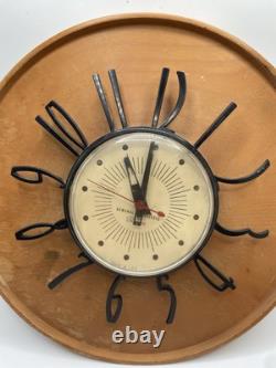 Horloge murale Vintage General Electric Telechron Wellwood Modèle 2H59 Mid-Century