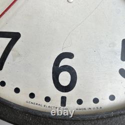 Horloge murale d'école General Electric 17,5 Vintage EN FONCTIONNEMENT Sans verre En l'état
