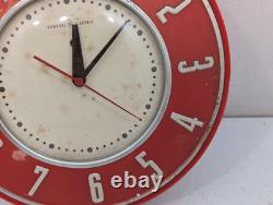 Horloge murale de cuisine Vintage des années 1950 General Electric 2H26 Rouge 7,5 Mid-Century