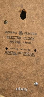 Horloge murale générale électrique rouge vintage des années 1940 modèle 2H08 fabriquée aux États-Unis