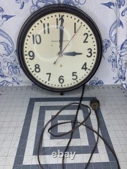Horloge murale scolaire vintage GE Red Eye General Electric 1H1612 14-1/2 Fonctionne