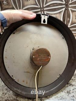 Horloge murale scolaire vintage GE Red Eye General Electric 1HA1612 14-1/2