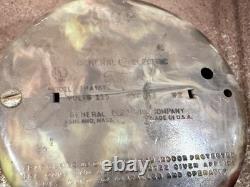 Horloge murale scolaire vintage GE Red Eye General Electric 1HA1612 14-1/2