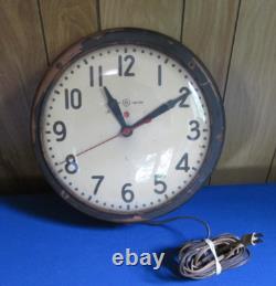 Horloge murale scolaire vintage GE Red Eye General Electric USA 14,5 Modèle 1H 1412