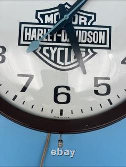 Horloge murale vintage General Electric 14 brune modèle 2012 en état de marche - verre en face