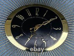 Horloge murale vintage du milieu du siècle G. E. General Electric Starburst Modèle MCM 2H68