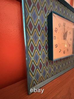 Horloge murale vintage psychédélique General Electric modèle 2548 des années 50 en état de marche