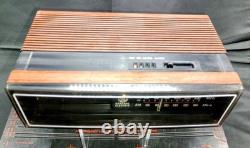 Horloge-réveil radio Flip Vintage GE General Electric 1984 7-4305F FONCTIONNELLE