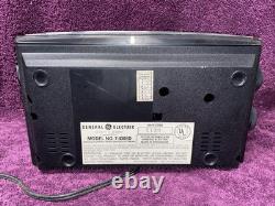 Horloge-réveil radio flip vintage General Electric 1984 7-4305D EN EXCELLENT ÉTAT