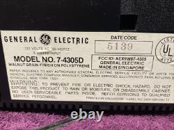 Horloge-réveil radio flip vintage General Electric 1984 7-4305D EN EXCELLENT ÉTAT