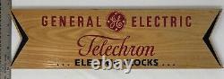Horloges publicitaires en bois vintage General Electric Telechron - motif des années 1950