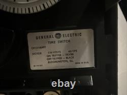 Interrupteur de minuterie de contrôle 24 heures GE General Electric CR121AA01 Vintage SPST avec boîte