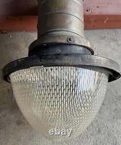 Lampe de rue vintage General Electric à arc lumineux en cuivre et verre, non testée