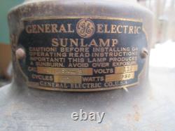 Lampe de soleil générale électrique vintage modèle sur pied type B