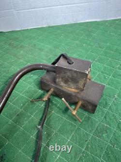 Lampe solaire vintage General Electric SUNLAMP originale avec pince industrielle sous le lit