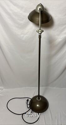 Lampe sur pied médicale vintage rare General Electric Sun Lamp LM4 à bras réglable