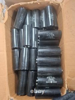 Liquidation de 67 pièces de condensateurs électrolytiques General Electric vintage 1000 µF 150 VDC 297