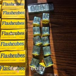 Lot en gros d’ampoules flash Flashcubes vintage GE General Electric pour appareil photo, en boîte