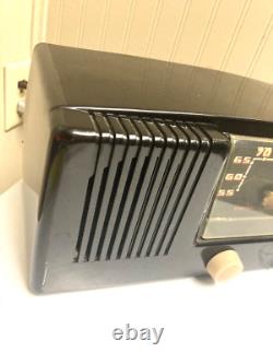 MCM VTG General Electric GE AM Radio à Tubes en Bakélite Modèle # 412 Art Déco PROP