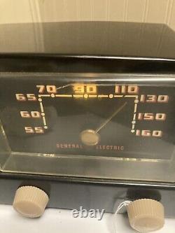 MCM VTG General Electric GE AM Radio à Tubes en Bakélite Modèle # 412 Art Déco PROP