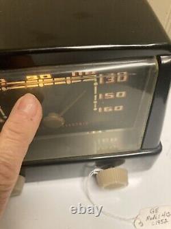 MCM VTG General Electric GE AM Radio à Tubes en Bakélite Modèle # 412 Art Déco PROP