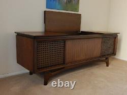 MID Century Vintage General Electric Console Stéréo Record Player (can Ship)
