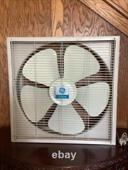 Mcm GE Ventilateur en Métal Vintage Boîte General Electric 3 Vitesses 5 Lames Années 1950 30