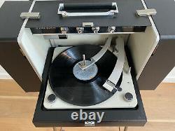 Midcentury Vintage General Electric Stéréo Trimline Record Player Avec Un Stand Works