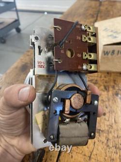 Minuterie de cuisinière vintage Général Électrique NOS Général Électrique AST Wb19x18