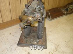 Moteur électrique bipolaire des années 1880, dynamo antique à entraînement par courroie, précoce, non Edison