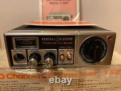 Notre radio CB General Electric GE 3-5811 à 40 canaux avec boîte vintage des années 70