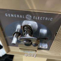 Ouvre-boîte automatique General Electric vintage des années 1960 21ec8 avec charnière Power Pierce