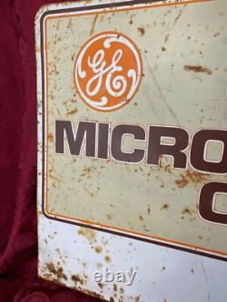 Panneau publicitaire en métal pour les fours à micro-ondes GE vintage, rustique et industriel 21 x 17