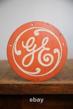 Plaque signalétique industrielle Vintage General Electric avec logo script GE, ventilateurs, moteurs, etc.