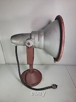 Projecteur vintage Ge General Electric grand avec support 14 14d 4865758 K. G. I