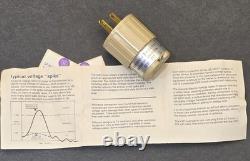 Protecteur de surtension vintage GE GESP-752 avec varistance MOV, complet avec emballage