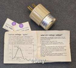 Protecteur de surtension vintage GE GESP-752 avec varistance MOV, complet avec emballage