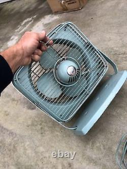 RARE Ventilateur de boîte polyvalent montable/blanc et bleu vintage à 2 vitesses General Electric