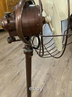 RARE Ventilateur oscillant sur pied vintage des années 1940 de General Electric Vortalex, environ 41 H