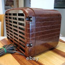 RARE Vintage 1939 General Electric GE H610 Tube Radio Magnifique Joue Terrific