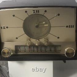 RARE Vtg 1955 GE Réveil Radio à Tube AM Modèle 911D en état de marche