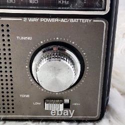 Radio AM/FM Vintage GE à double alimentation AC/batterie 7-2825H testée