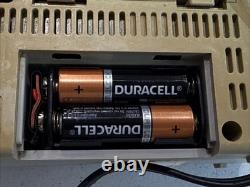 Radio AM/FM à piles / secteur General Electric Modèle No. 7-2825J Vintage