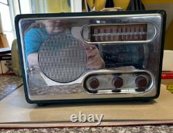 Radio AM vintage GE modèle 7-2705