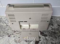 Radio GE à transistors 8 de la Défense Civile de la Guerre Froide des États-Unis, vintage des années 1960